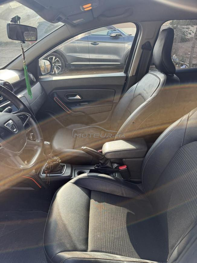 Dacia duster comme neuve 