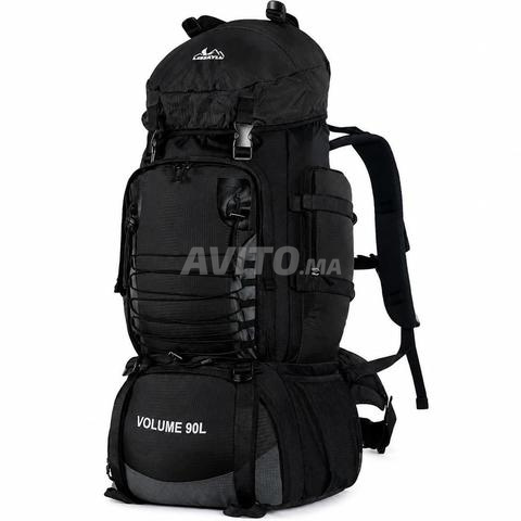 Sac à dos idéal pour les longs voyages - 2