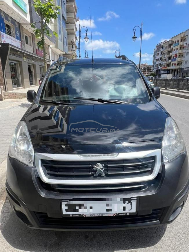 Peugeot Partner Diesel Manuelle 2017 à Tanger
