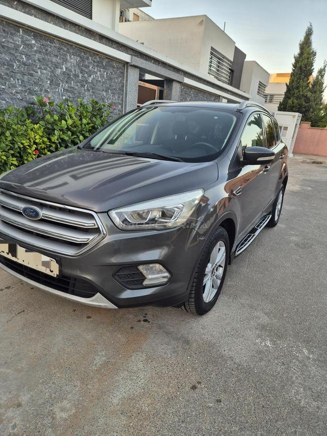 Ford kuga  ..