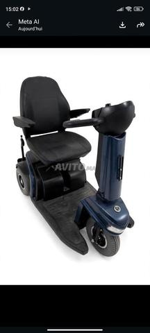 Fauteuil roulant électrique pour personnes handicapées - encore neuf