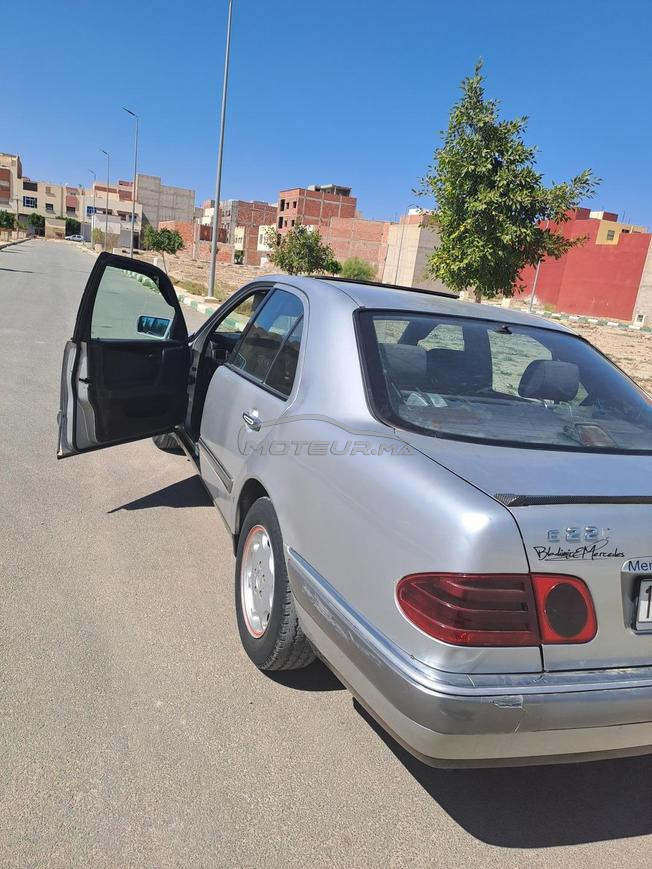 mercedes e210
