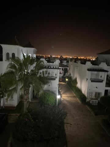 À LOUER – APPARTEMENT VUE SUR MER À DAR BOUAZZA