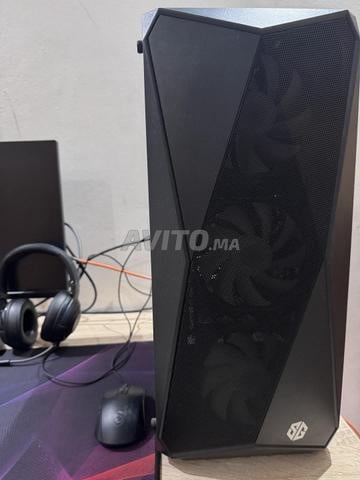 PC de bureau en bon état