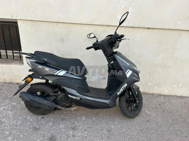 Moto Austin Force - 2