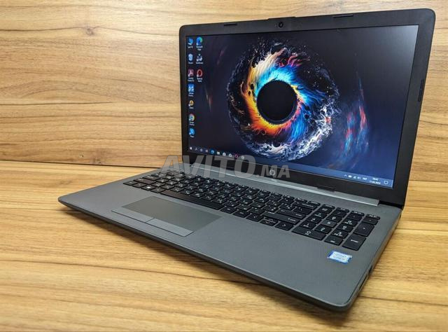 HP i5 8ème Gen RAM 8 Disque 256 SSD Écran 15 - 2