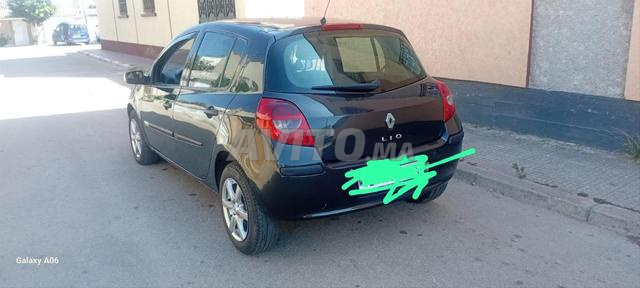 Renault Clio à vendre à Salé - 2