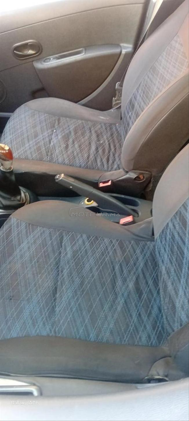 Renault clio à vendre à Salé