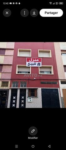 Maison trois étages à vendre