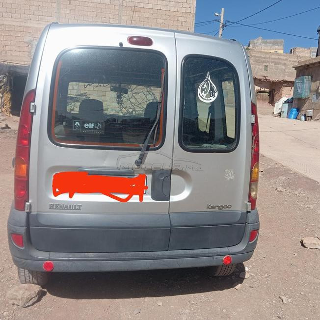 سيارة رينو كونكو باقا مزيانة