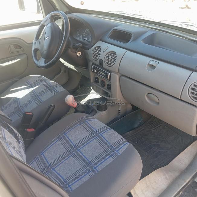 سيارة رينو كونكو باقا مزيانة