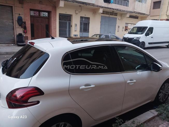 Peugeot 208 full options 