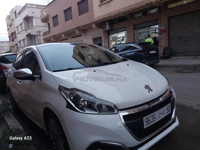 Peugeot 208 full options 