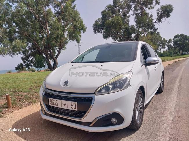 Peugeot 208 full options 