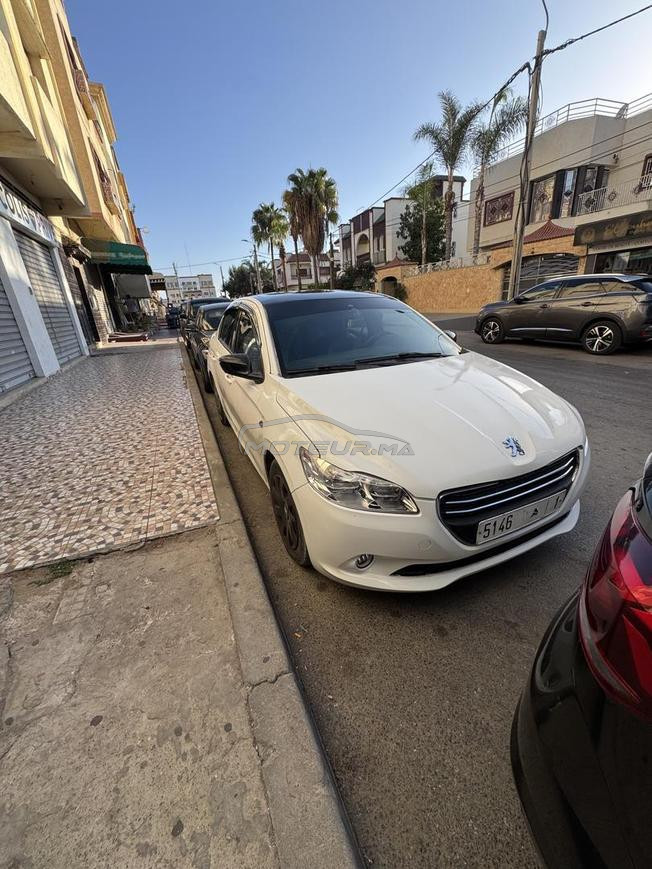peugeot 301 model 2014