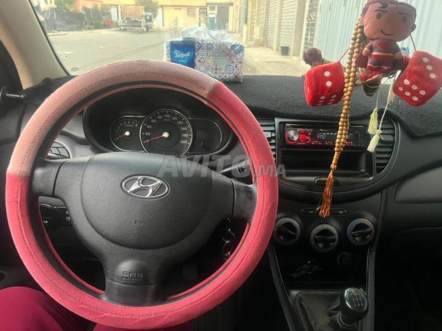 Hyundai i10 propre, carte grise à mon nom - 2