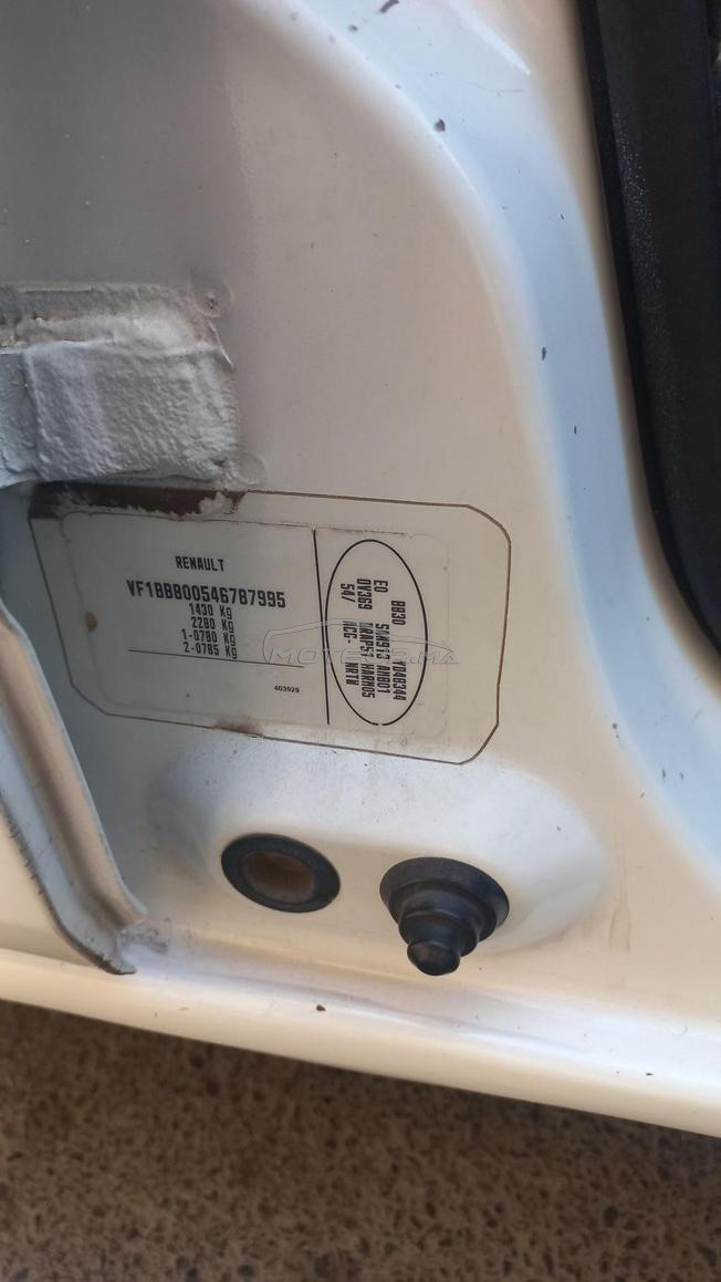 je vende ma voiture clio campus en bonne état 