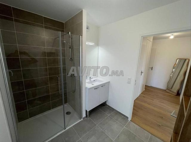 Appartement à louer 50 m² à Casablanca - 2