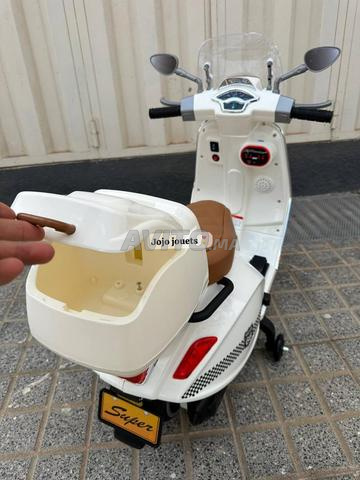 Moto Électrique Vespa 12V Pour Enfants - 2