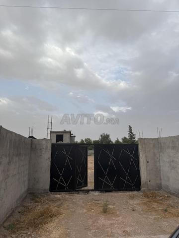 🏡 فيلا شبه مكتملة – إطلالة بانورامية - 2
