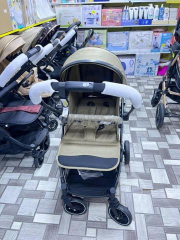 Poussette Bébé Confortable et Pratique Réglable - 2