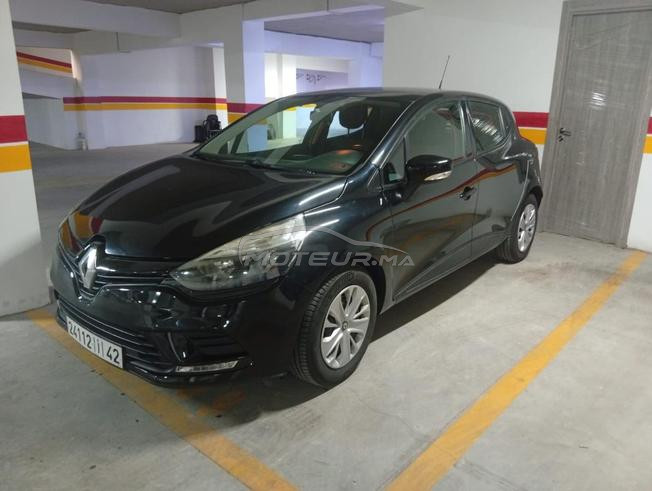 Clio 4 bon état sur bouskoura