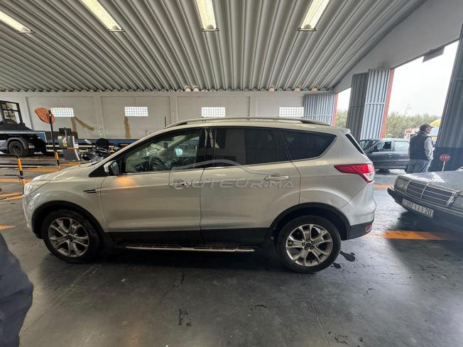 ford kuga titanium