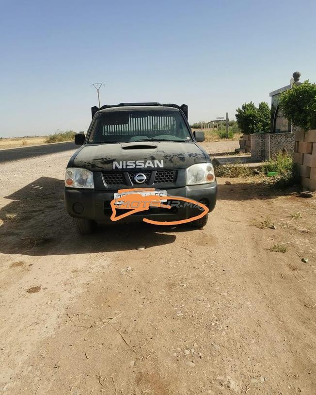 nissan pick up 2010