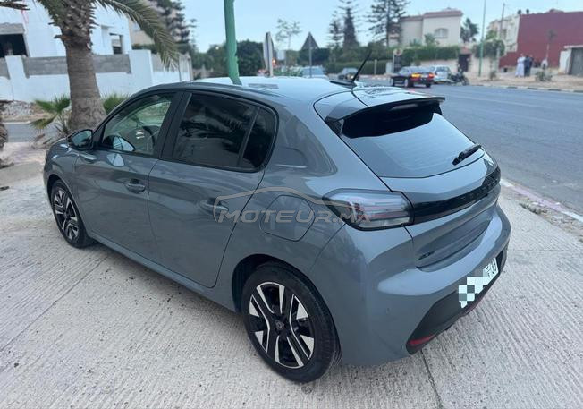 Peugeot 208 Diesel 2024 style