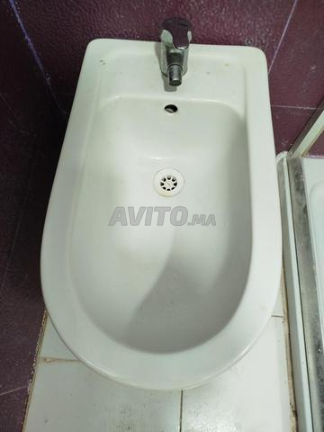Bidet et robinet - 2