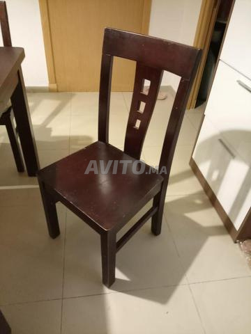 غرفة طعام خشبية صلبة بحالة جيدة جداً - 2