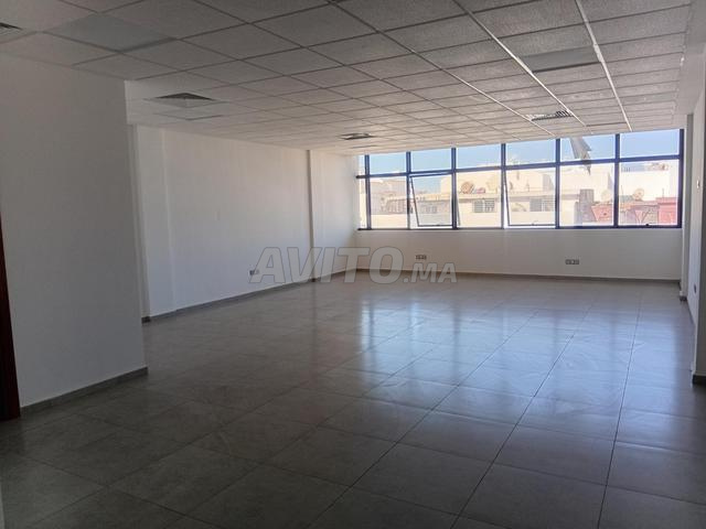 BUREAU NEUF À LOUER À CÔTÉ CLINIQUE CHIKH KHALIFA - 2
