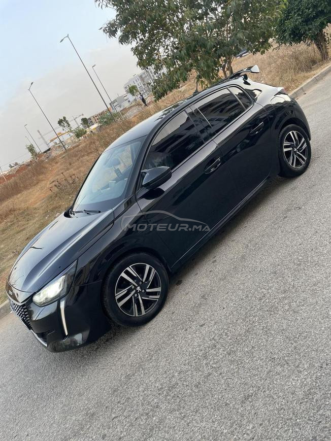 ⁠Peugeot 208 allure 