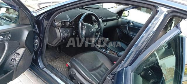 Mercedes-Benz Classe C Diesel Manuelle 2005 - 2