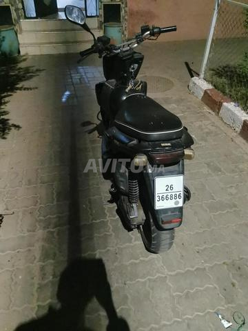 mbk stunt سوداء - 2