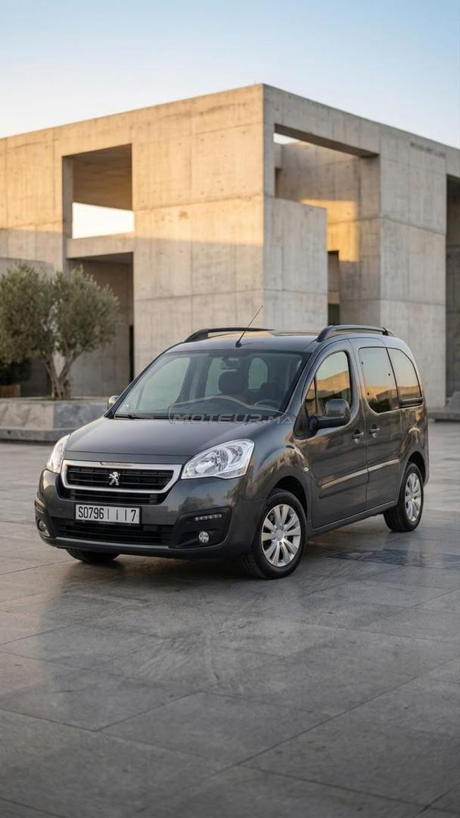 Peugeot Partner Tepee 2018 à Rabat