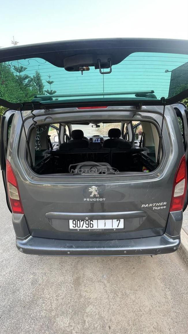 Peugeot Partner Tepee 2018 à Rabat