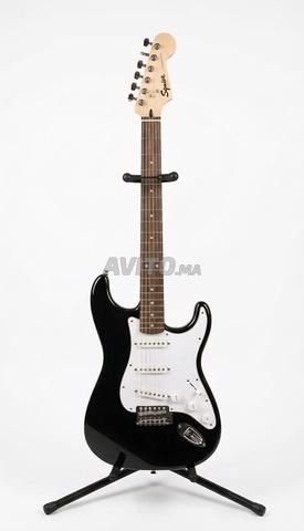 Pack Guitare Électrique Fender Squier avec support - 2