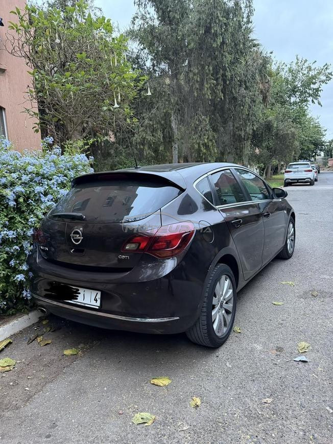 Opel Astra Diesel Automatique 2014 à Khouribga