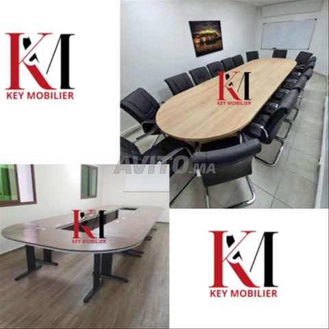 Tables de réunion modernes - 2