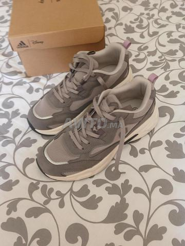 Baskets Fila femme neuves 38/39 - 2