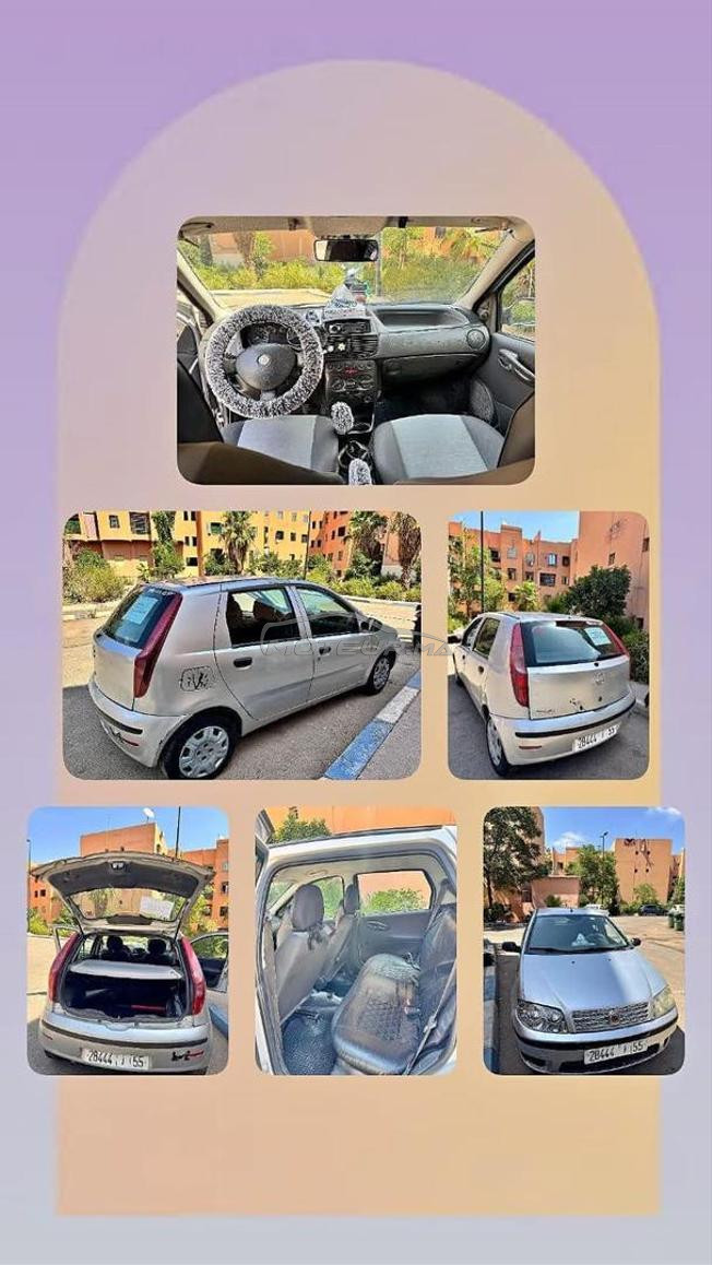 Fiat Punto Gris modèle 2011