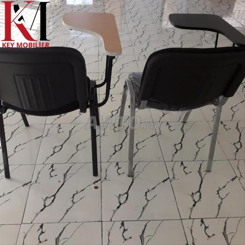 Chaises scolaires avec tablette - 2