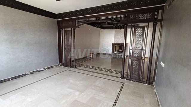 Appartement à louer 160 m² à Rabat - 2