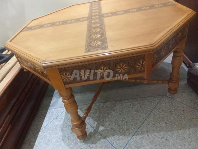 طاولة بحالة جيدة - 2