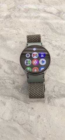 Samsung Galaxy Watch 7 44mm Verte Excellente état - 2