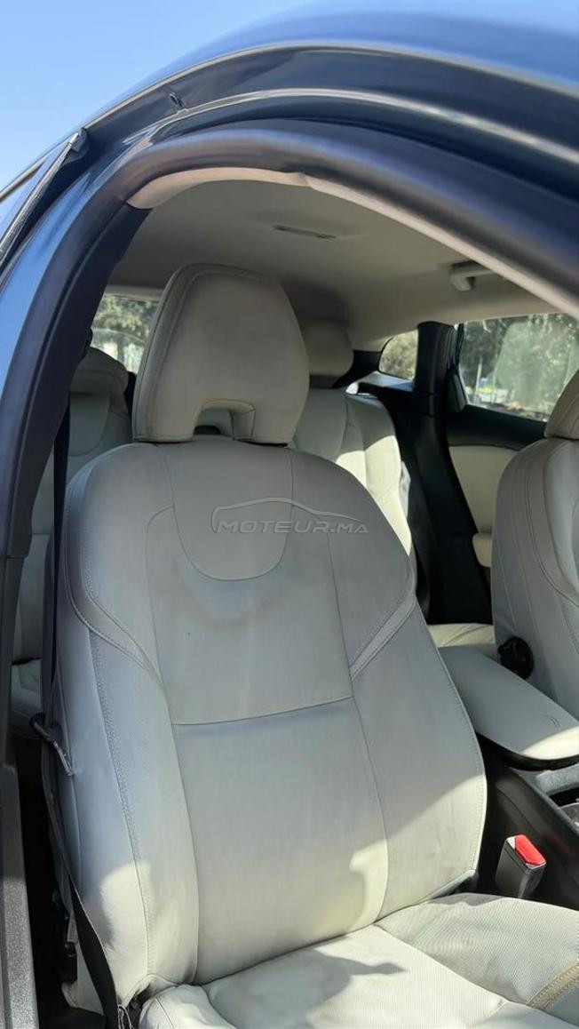 Volvo V40 D2