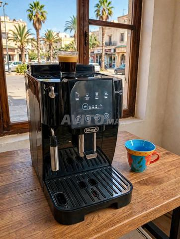 Machine à café DeLonghi Magnifica S comme neuve, peu utilisée - 2