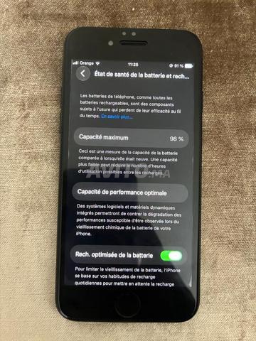 iPhone SE 2022 3ème génération - 2