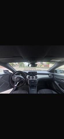 Mercedes Benz CLA 220 - 2